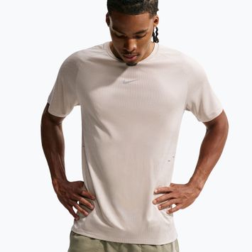 Футболка для бігу чоловіча Nike Stride cream Ii/sail