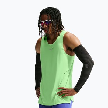 Футболка для бігу чоловіча Nike Stride volt/light silver