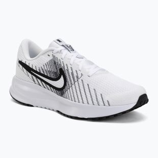Кросівки для бігу чоловічі Nike Run Defy white/black