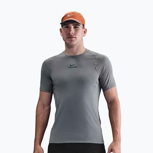 Футболка для тренувань чоловіча Nike Pro Training Dri-Fit smoke grey/black