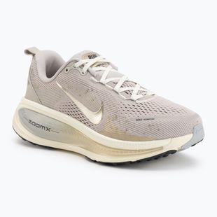 Кросівки для бігу жіночі Nike Vomero 18 SE cream ii/coconut milk/metallic gold grain