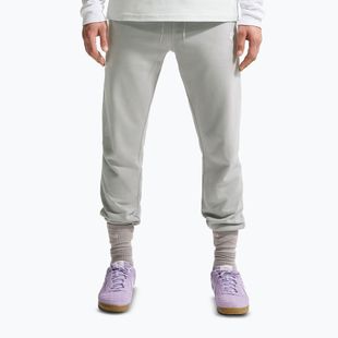 Штани чоловічі Nike Club French Terry Joggers light smoke grey/light smoke grey/white