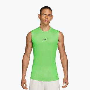 Футболка для тренувань чоловіча Nike Pro Dri-Fit Tight Sleeveless Fitness green strike/black