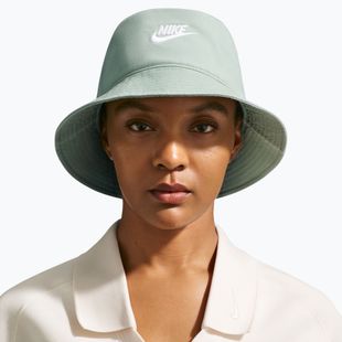 Капелюх Nike Apex Futura steam/white