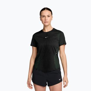 Футболка для бігу жіноча Nike Swift Aero-Fit black/light green spark