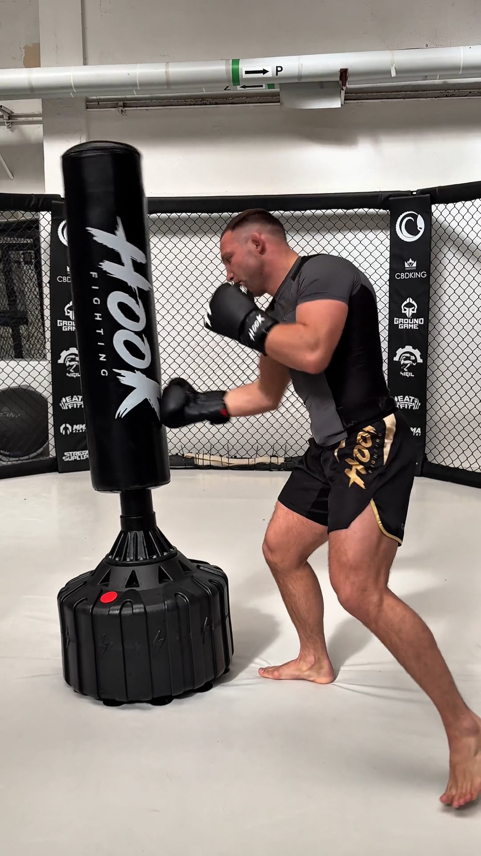 Боксерський мішок HOOK HKF-SBB180 чорний